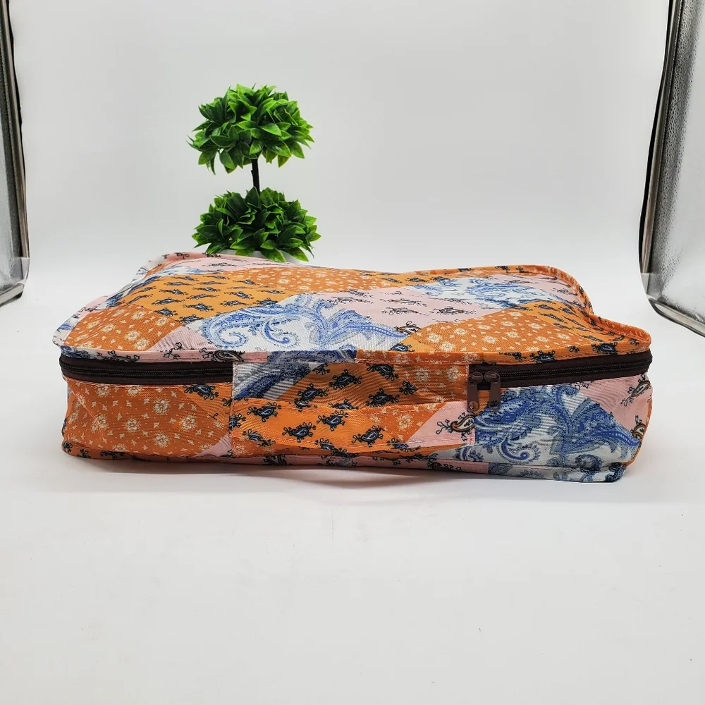 ☆ Free People x Understated Paisley with Leather Zip Up Travel Cube with Handle